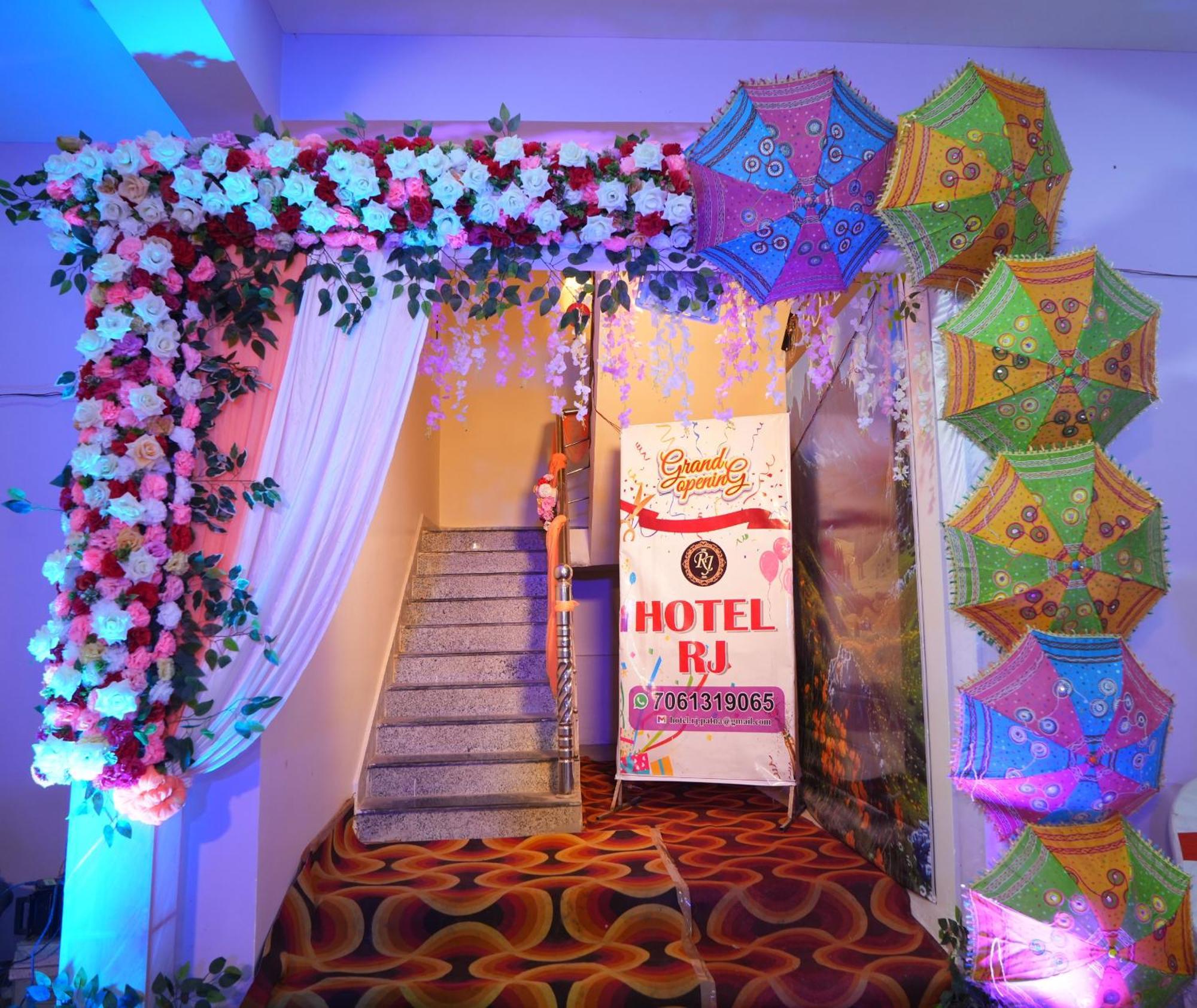 Hotel Rj Patna  Exteriör bild